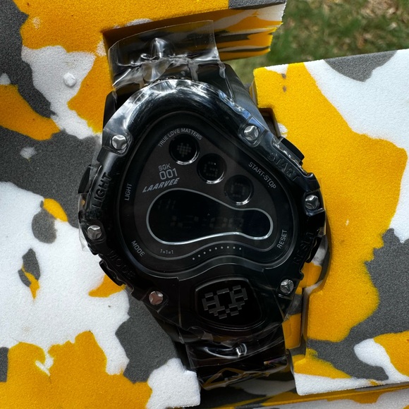 LAARVEE Sinngouki Blackened Precision Steel - Picture 2 of 6